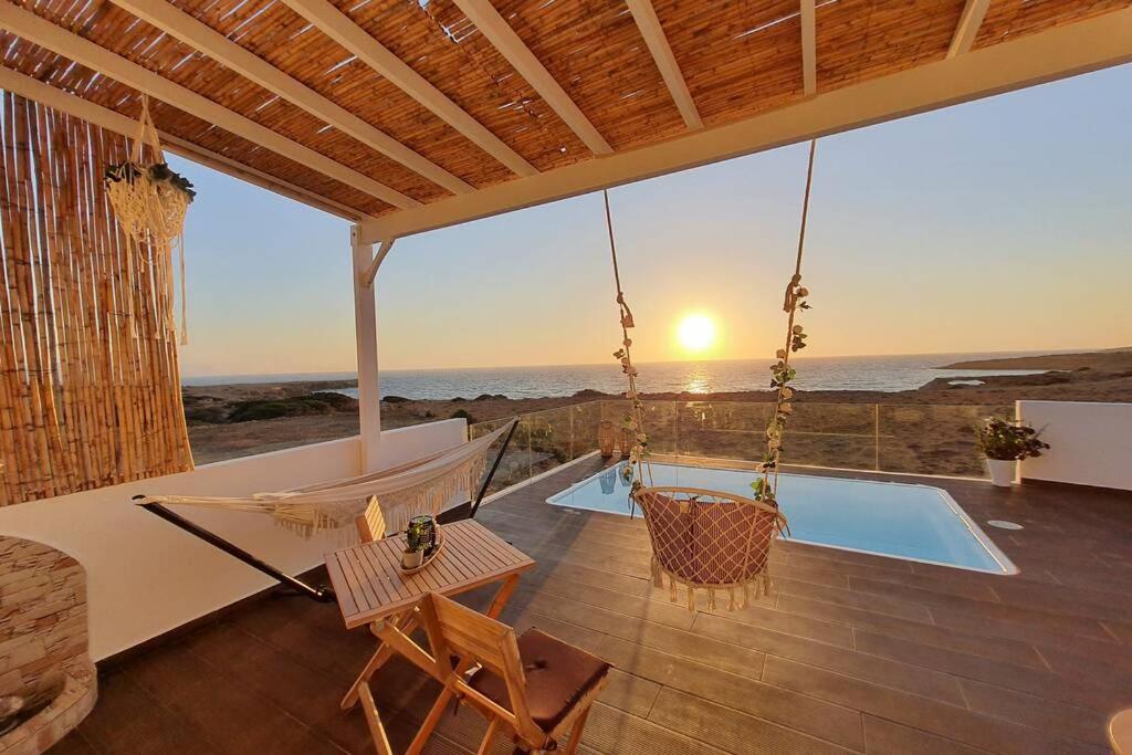Tramonto Luxury Villa No1- Breathtaking Sunset View Foiníkion Exterior foto