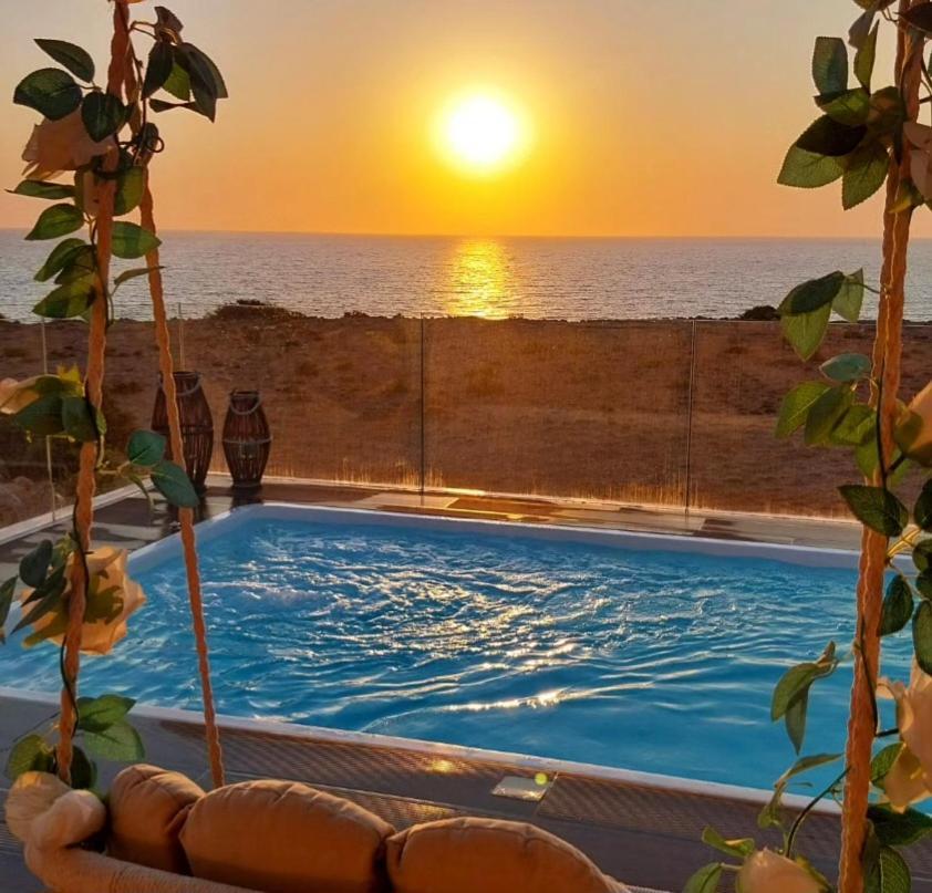 Tramonto Luxury Villa No1- Breathtaking Sunset View Foiníkion Exterior foto